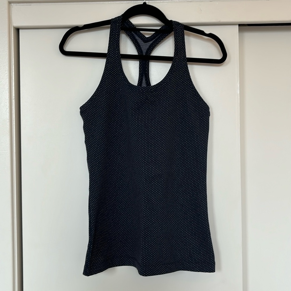 Lululemon racerback tank, size W’s 10